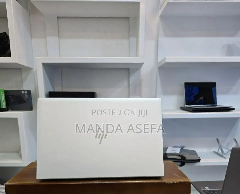 New Laptop HP EliteBook 850 G8 16GB Intel Core I7 SSD 512GB