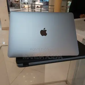 New Laptop Apple MacBook Pro 2017 16GB Intel Core I7 SSD 512GB
