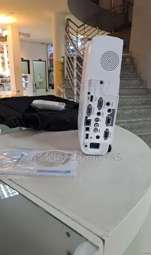 Photo - Epsone Projecter