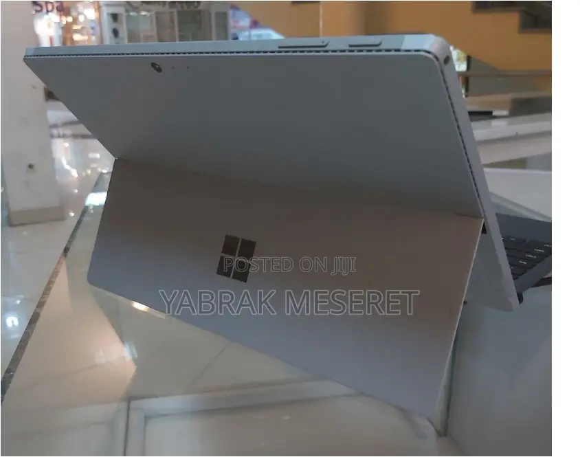 New Laptop Microsoft Surface Pro 3 8GB Intel Core I5 SSD 256GB
