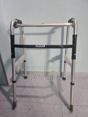 Photo - Walker~`Walker^_wide Walking Aid Max/150kg Little Surprise