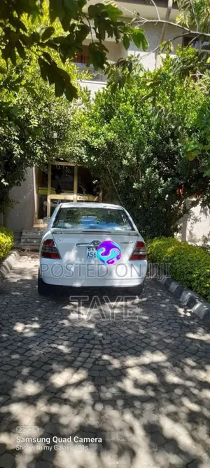 Toyota Corolla 2003 White