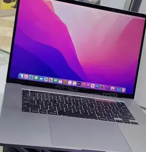 Photo - New Laptop Apple MacBook Pro 2017 16GB Intel Core I7 SSD 512GB