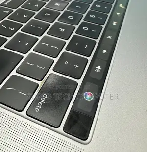 New Laptop Apple MacBook Pro 2018 32GB Intel Core i9 SSD 1T