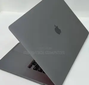 New Laptop Apple MacBook Pro 2019 16GB Intel Core I7 SSD 512GB