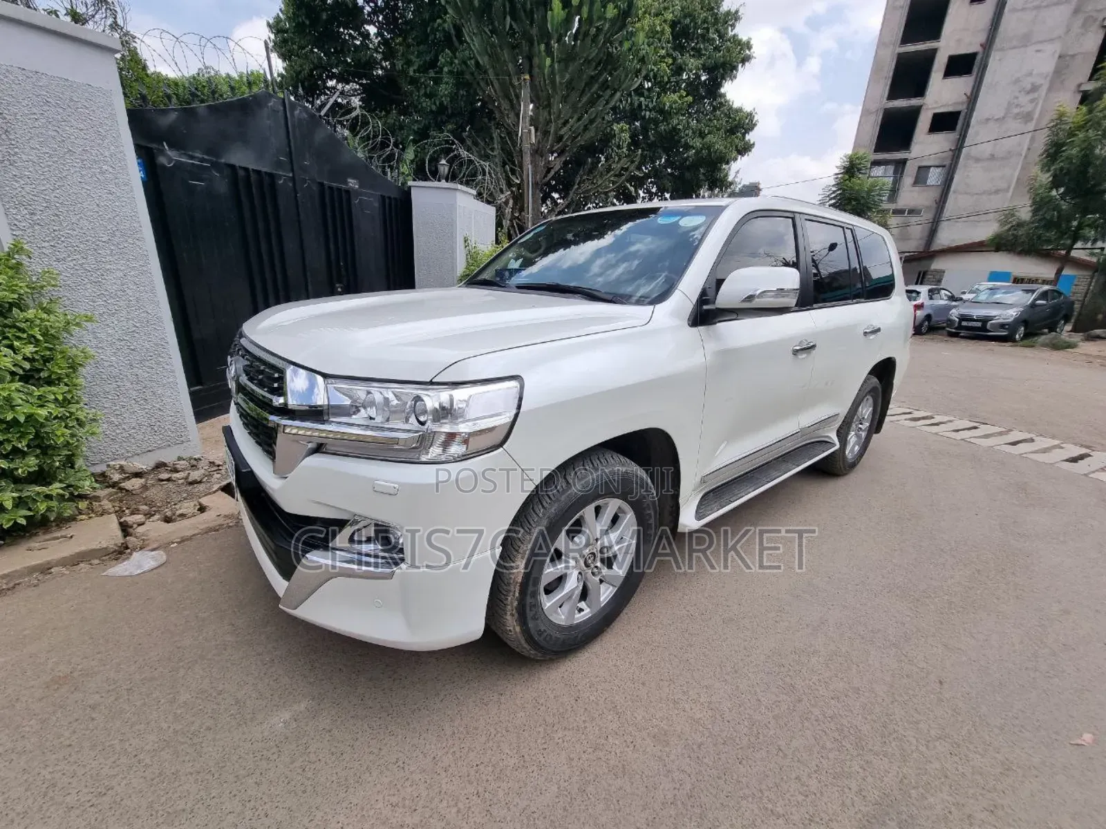 Toyota Land Cruiser 4.5 V8 GXR 2020 White