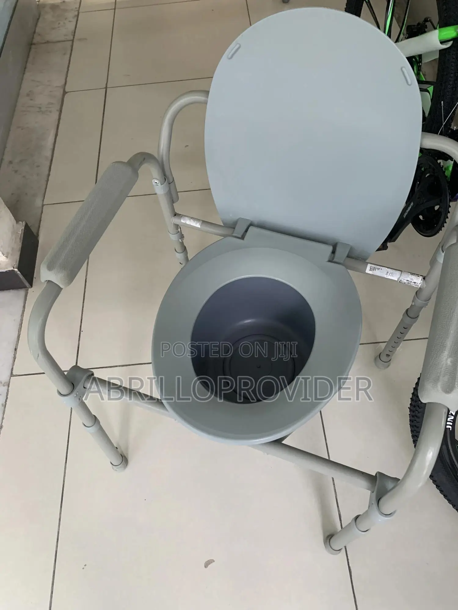 Toilet Chair|Shower Chair|Commode Chair|Eldelry Chair\Second