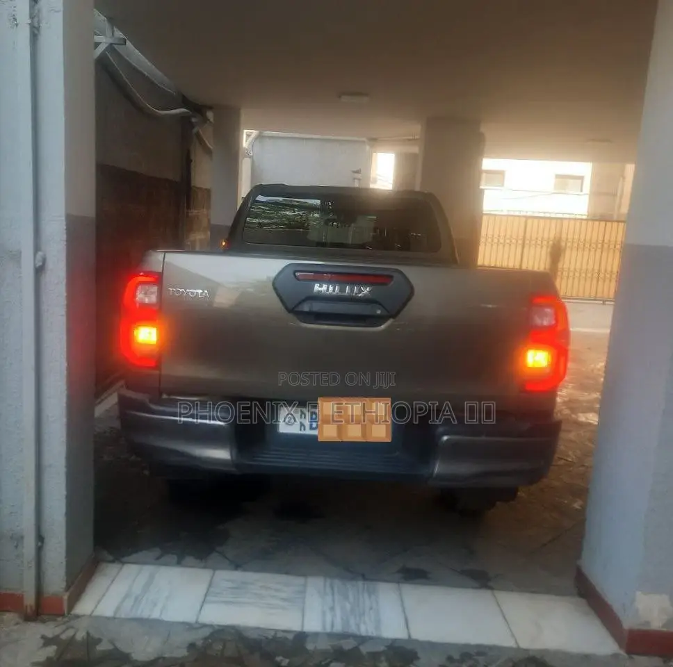 Toyota Hilux 2021