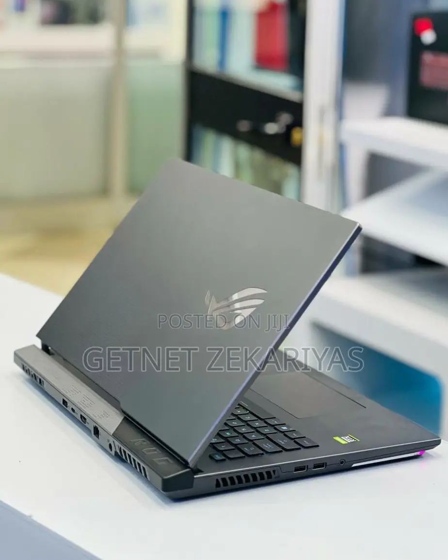 New Laptop Asus ROG Strix G15 32GB AMD Ryzen 9 SSD 1T