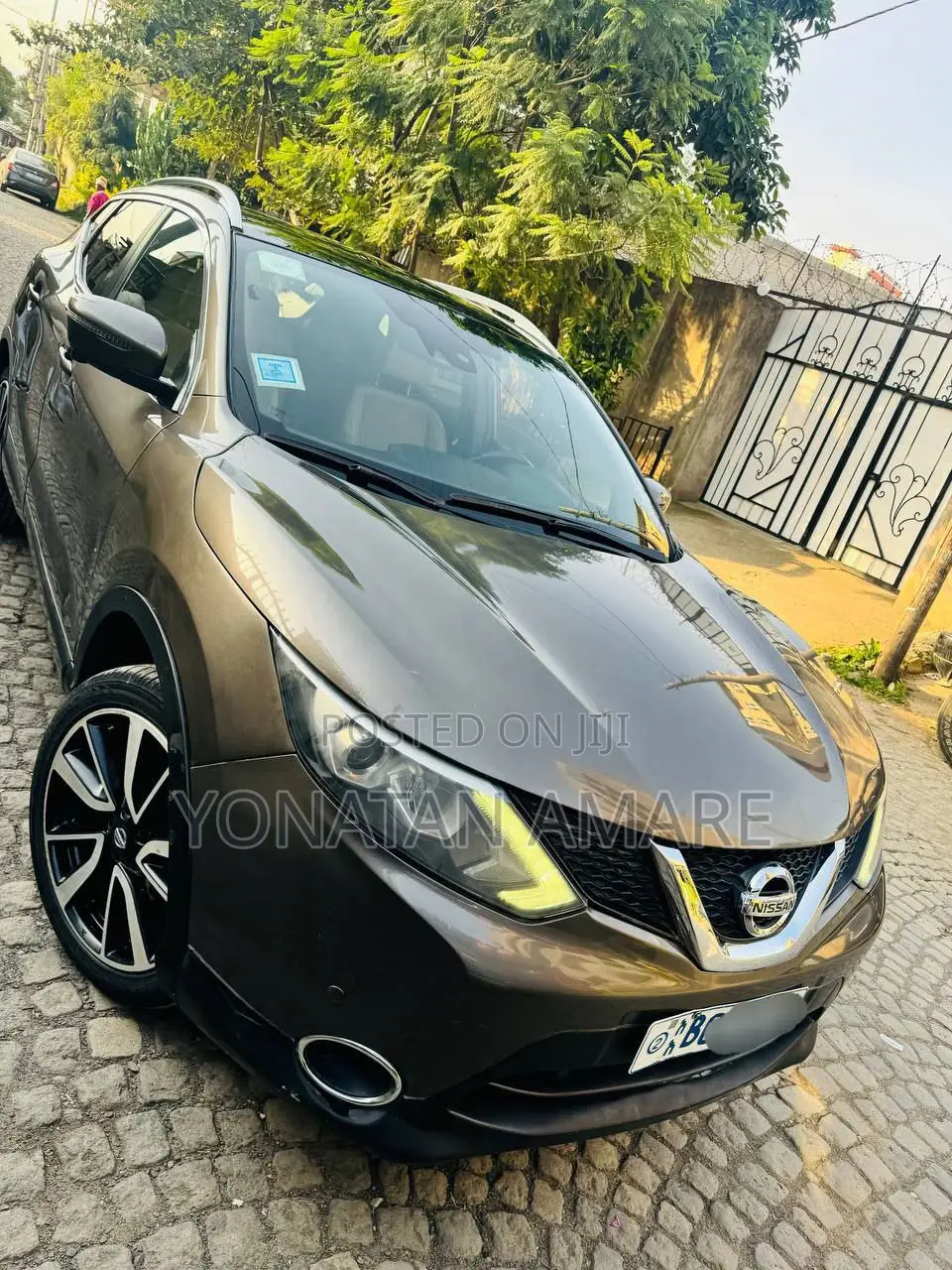 Nissan Qashqai 2017 Brown