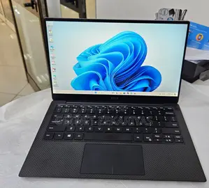 New Laptop Dell XPS 13 16GB Intel Core I7 SSD 512GB