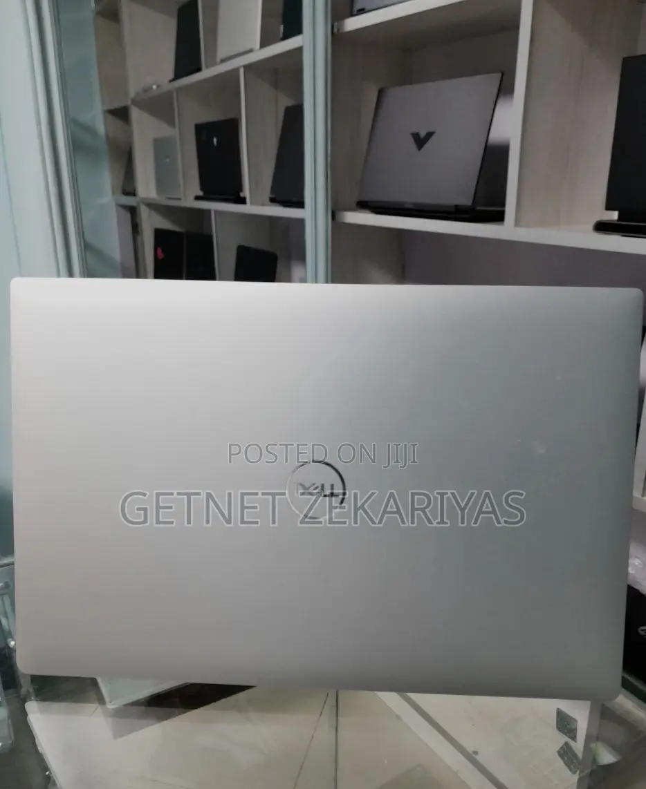 New Laptop Dell XPS 15 32GB Intel Core I7 SSD 1T