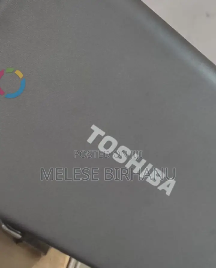 New Laptop Toshiba Satellite BE45 4GB Intel Core I3 SSD 500GB