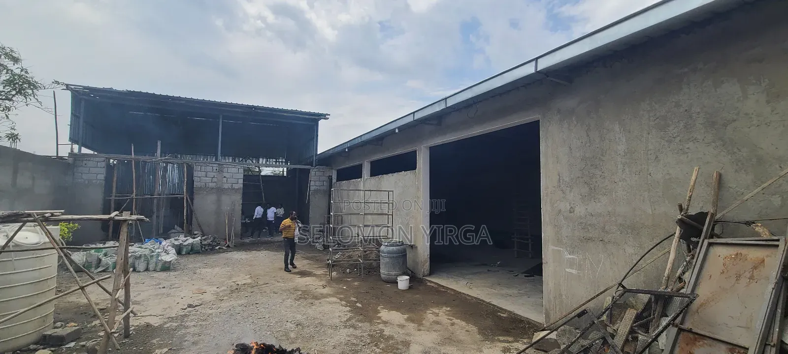 የሚከራይ መጋዘን አለ ጎ Is a Warehouse for Rent in Goro Area