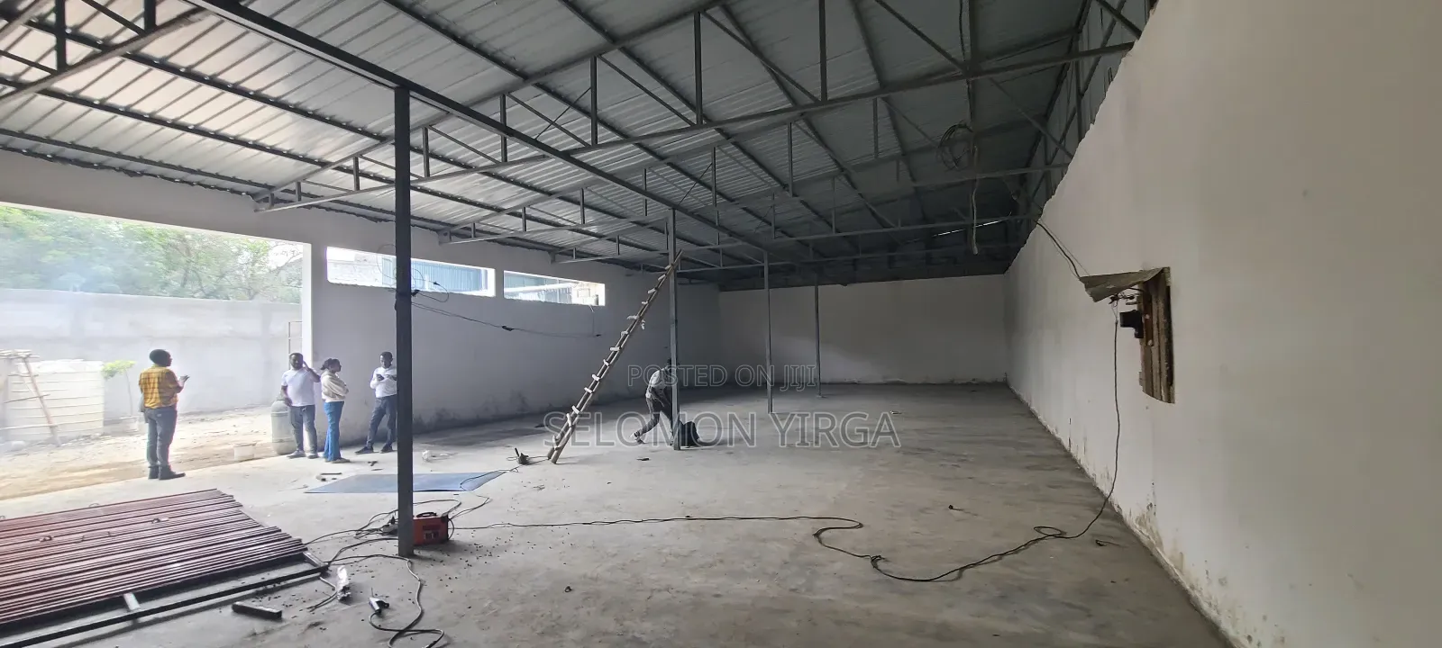 የሚከራይ መጋዘን አለ ጎ Is a Warehouse for Rent in Goro Area