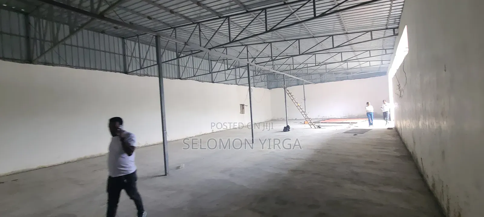 የሚከራይ መጋዘን አለ ጎ Is a Warehouse for Rent in Goro Area
