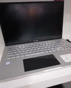 New Laptop Asus VivoBook 15 X505BA 12GB Intel Core I7 SSD 512GB