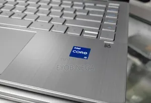 New Laptop HP Pavilion X360 8GB Intel Core I5 SSD 512GB