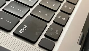 New Laptop Apple MacBook Air 2018 8GB Intel Core I5 SSD 256GB