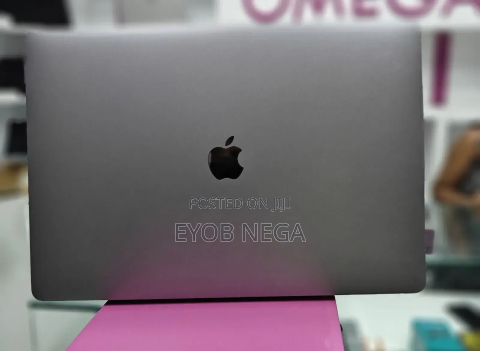 New Laptop Apple MacBook Pro 2017 16GB Intel Core I7 SSD 512GB