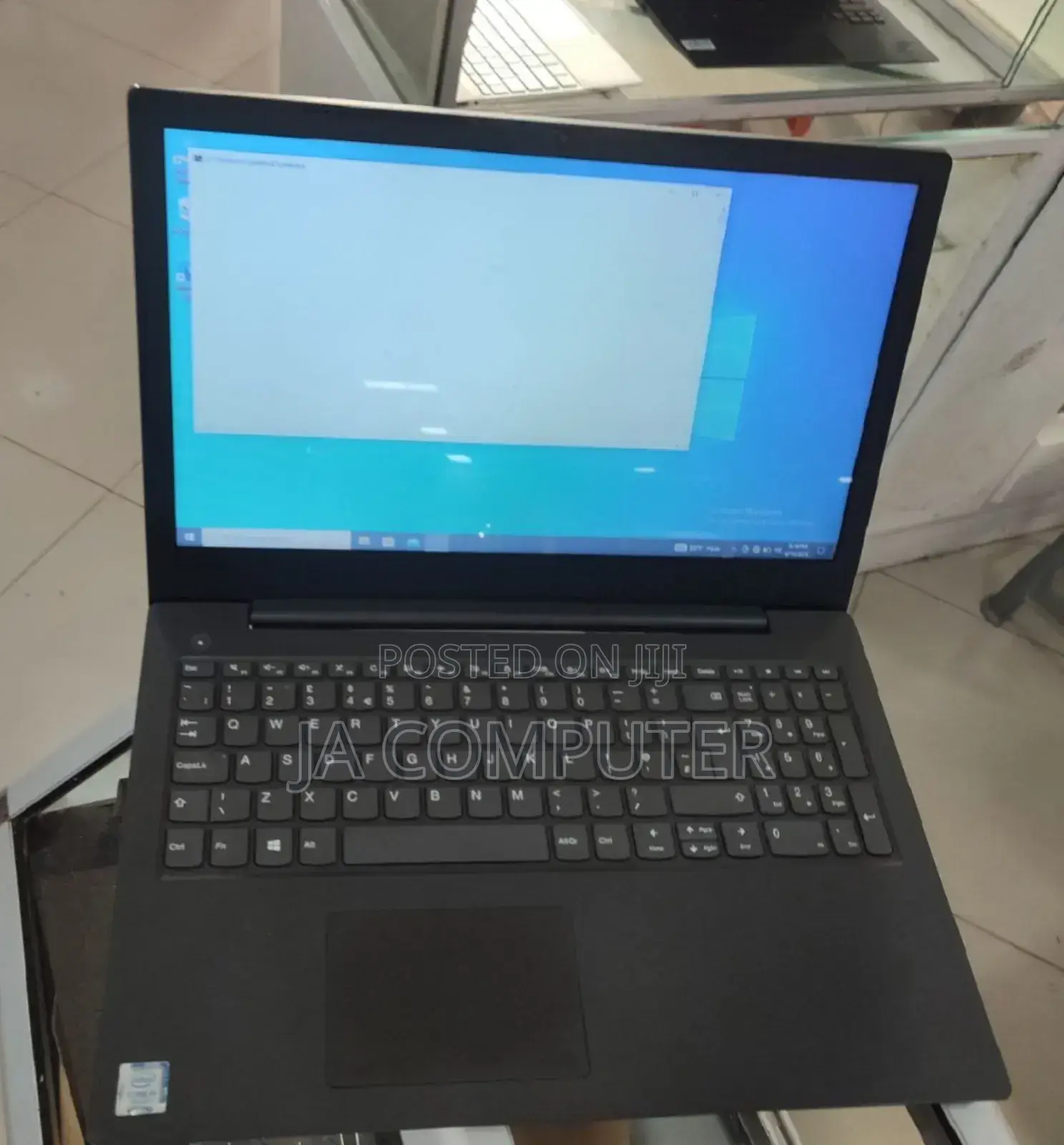 New Laptop Lenovo Ideapad 3 4GB Intel Core I5 HDD 500GB