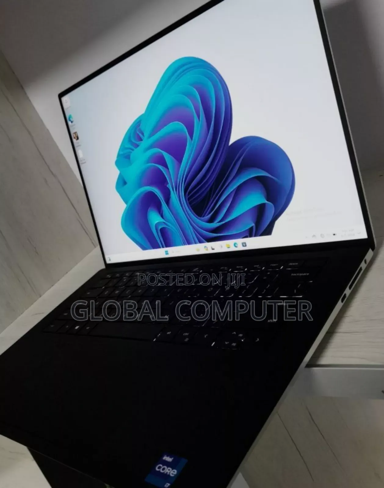 New Laptop Dell Studio XPS 16 (1645) 16GB Intel Core I7 SSD 512GB