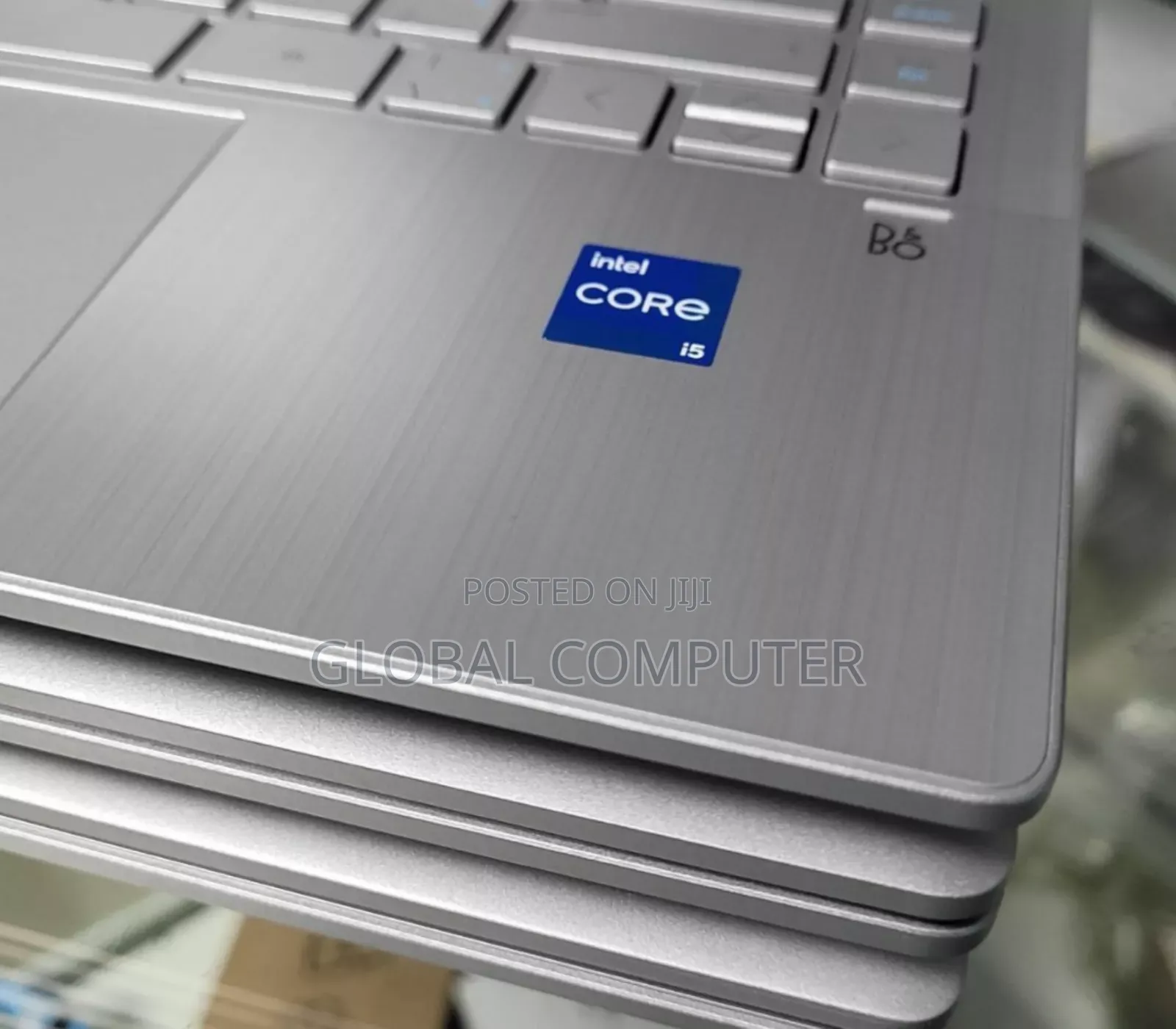 New Laptop HP Pavilion 13 X360 8GB Intel Core I5 SSD 512GB