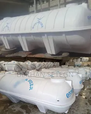 Photo - Fiberglass Water Tanker Tanker Roto