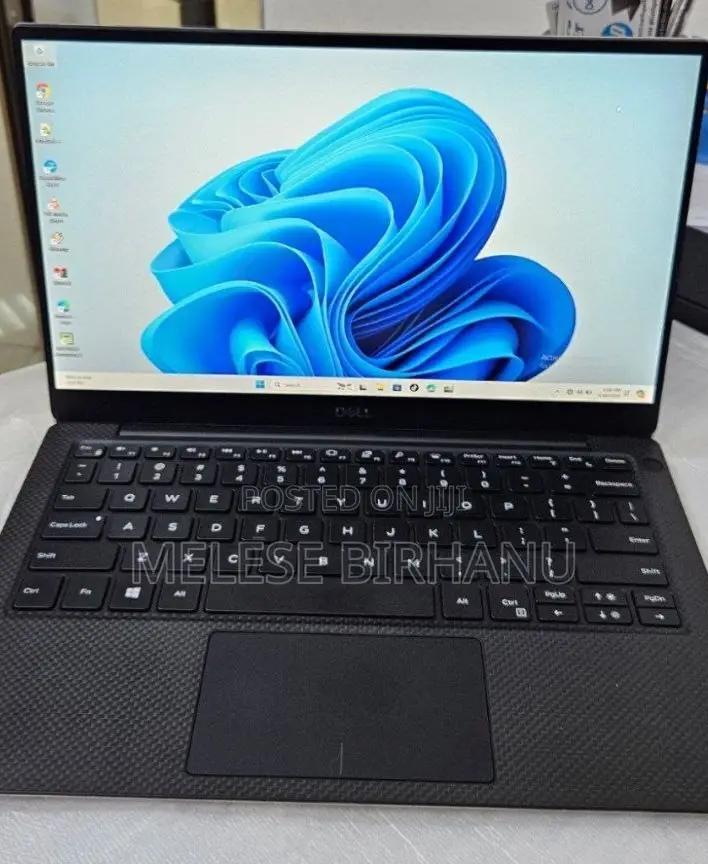 New Laptop Dell 16GB Intel Core I7 SSD 512GB