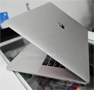 New Laptop Apple MacBook 2008 16GB Intel Core I7 SSD 256GB