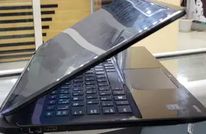 New Laptop Toshiba Satellite C55 4GB Intel Core I7 SSD 256GB