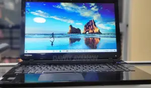 New Laptop Toshiba Satellite C55 4GB Intel Core I7 SSD 256GB