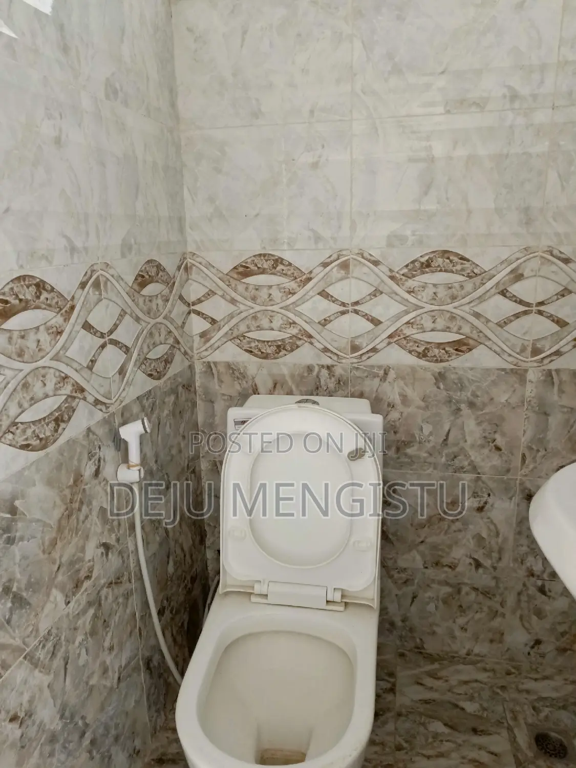 2bdrm House in ሰባ ሁለት, Bole for rent