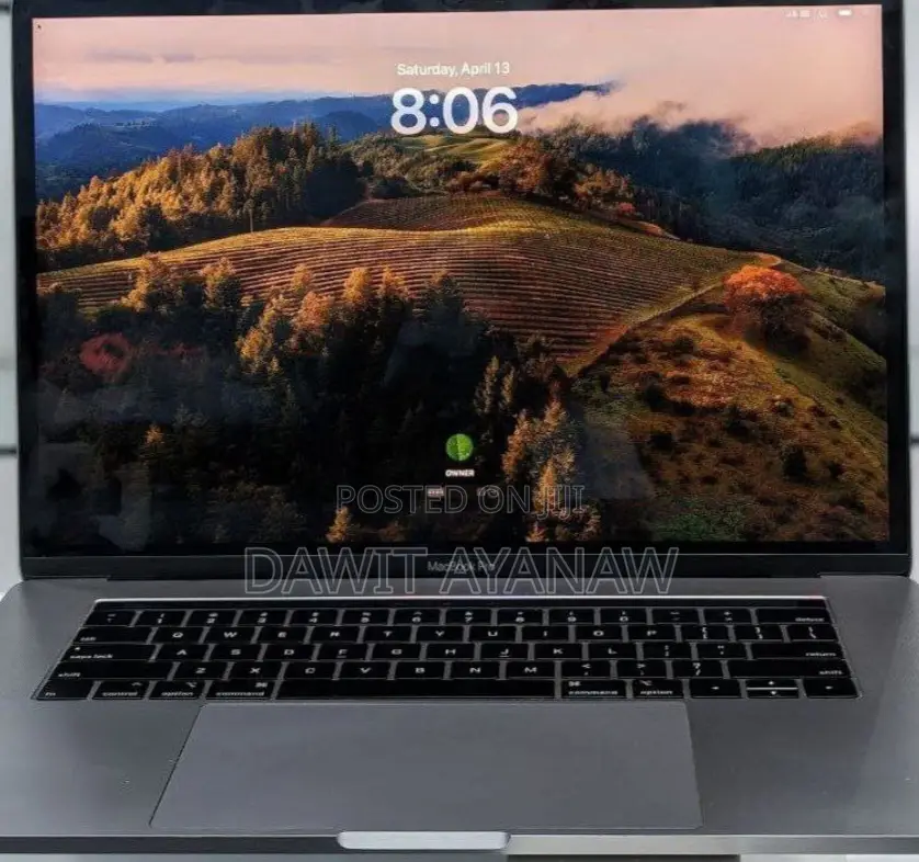 New Laptop Apple MacBook Pro 2018 16GB Intel Core I7 SSD 1T