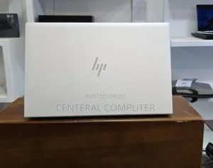 New Laptop HP EliteBook 830 G8 16GB Intel Core I5 SSD 512GB