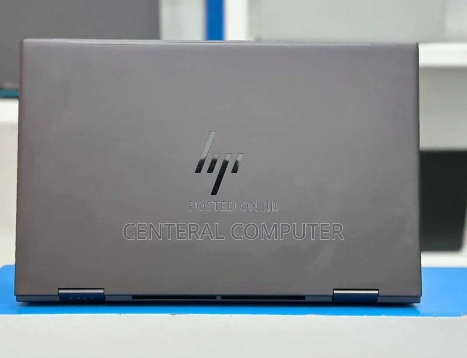 New Laptop HP Envy X360 8GB AMD Ryzen 5 SSD 512GB