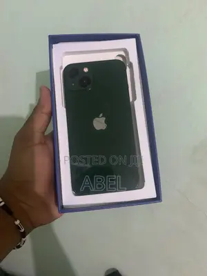Photo - Apple iPhone 13 128 GB Green