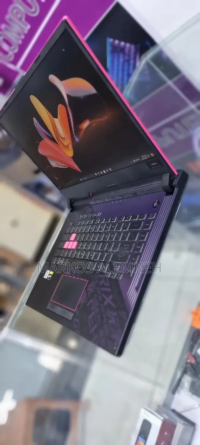 New Laptop Asus ROG Strix G15 18GB Intel Core I7 SSD 512GB