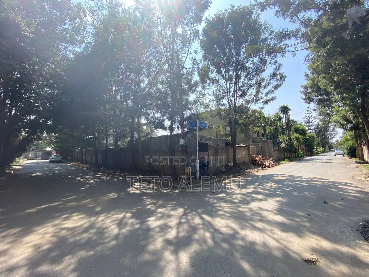 የሚሸጥ ቦታ አምቼ