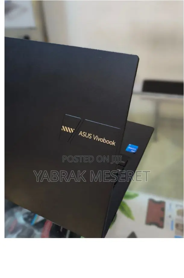 New Laptop Asus VivoBook 15 X505BA 8GB Intel Core I5 SSD 512GB