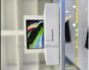 New Laptop Apple MacBook Air 2020 M1 8GB Apple M1 SSD 512GB