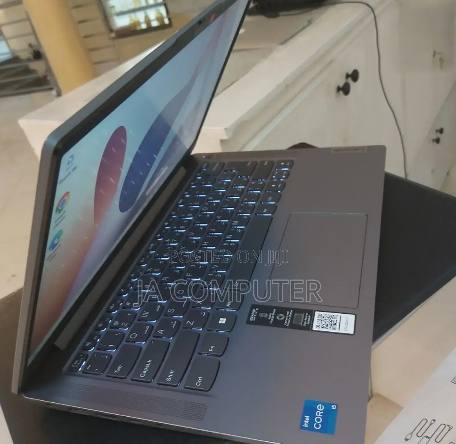 New Laptop Lenovo Ideapad 3 8GB Intel Core I5 SSD 512GB