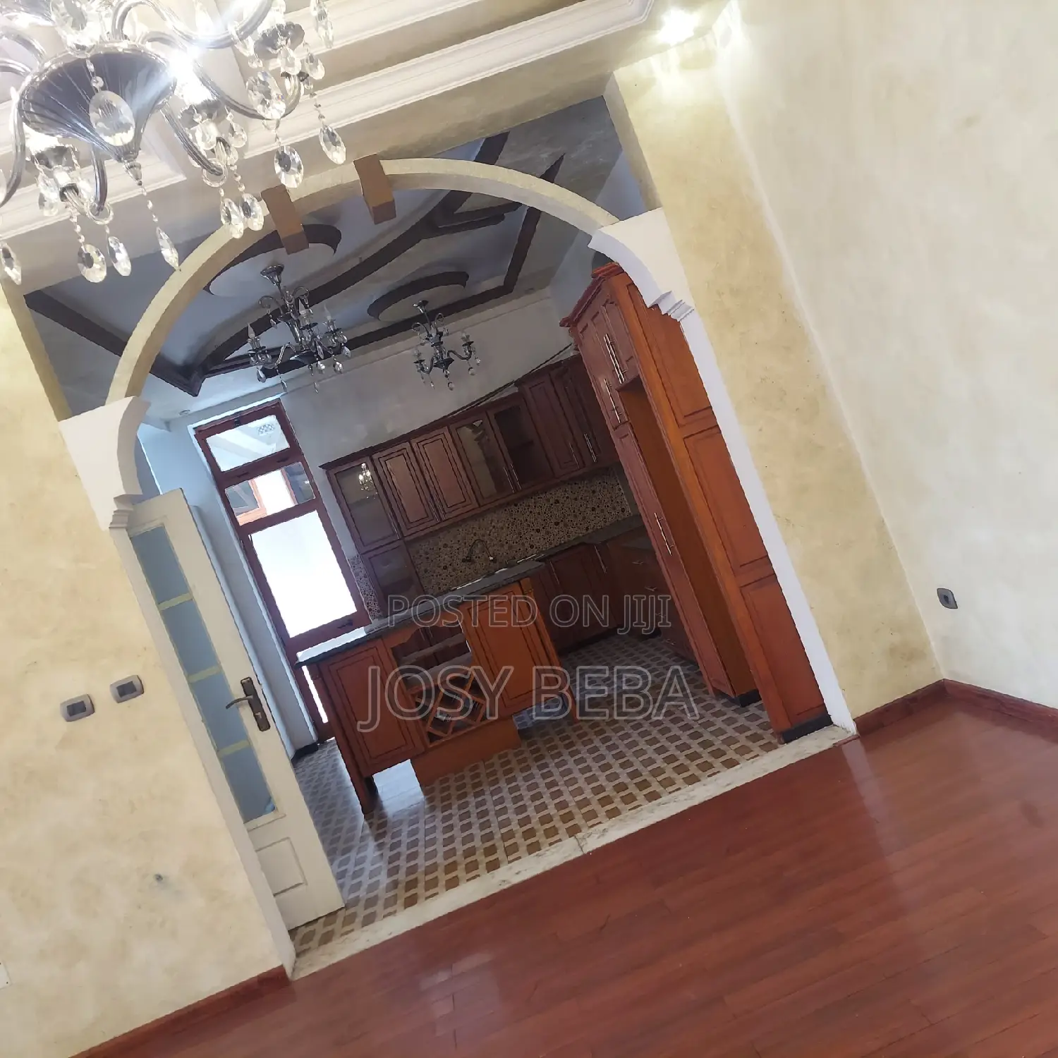 15bdrm House in Bole for rent