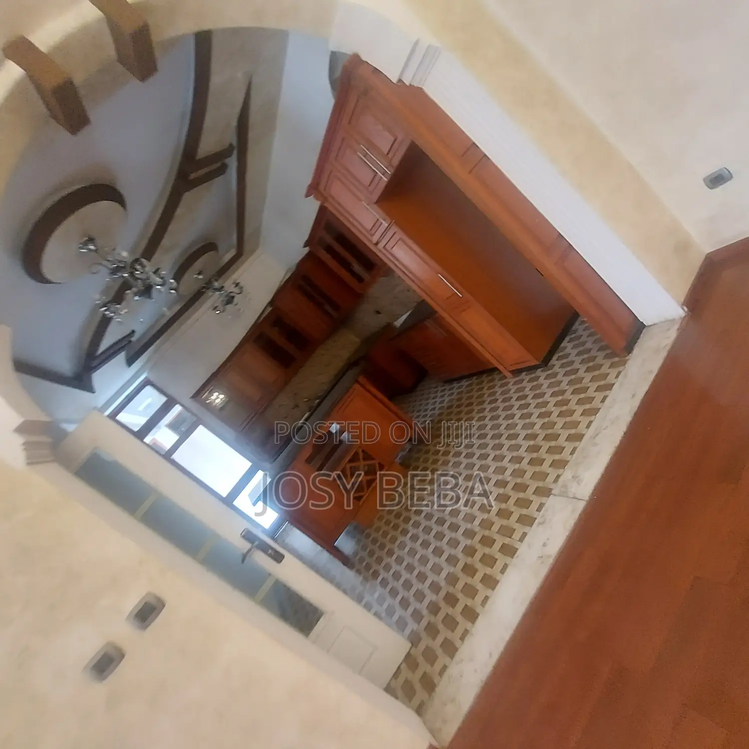 15bdrm House in Bole for rent