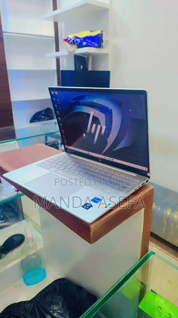New Laptop HP Pavilion 14 16GB Intel Core I5 SSD 1T