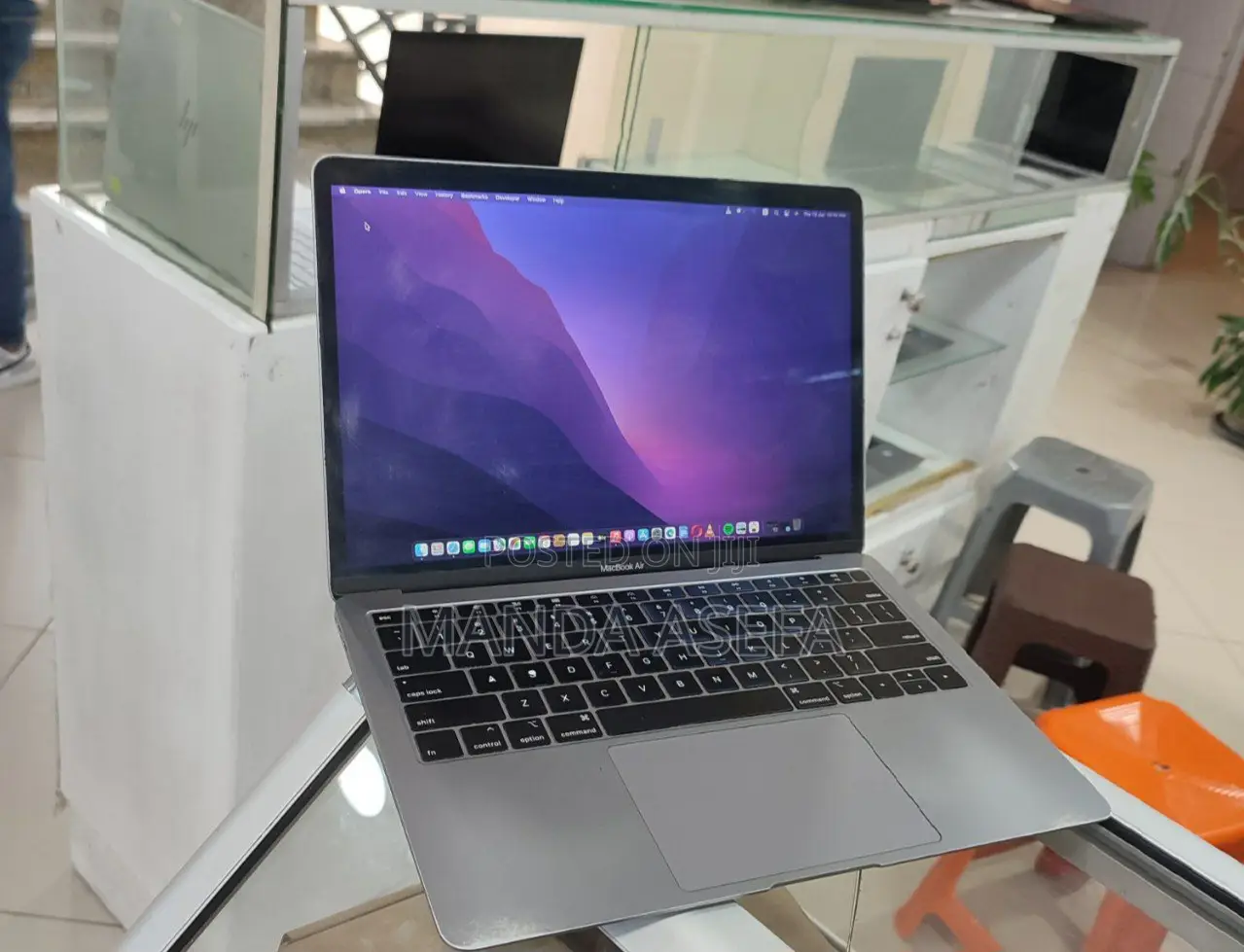 New Laptop Apple MacBook Air 2019 8GB Intel Core I5 SSD 256GB