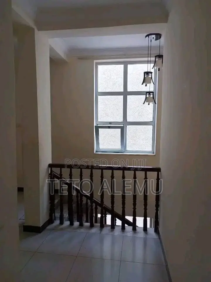 4bdrm House in የሚሸጥ ቤት አያት ሰንሻይን, Bole for sale