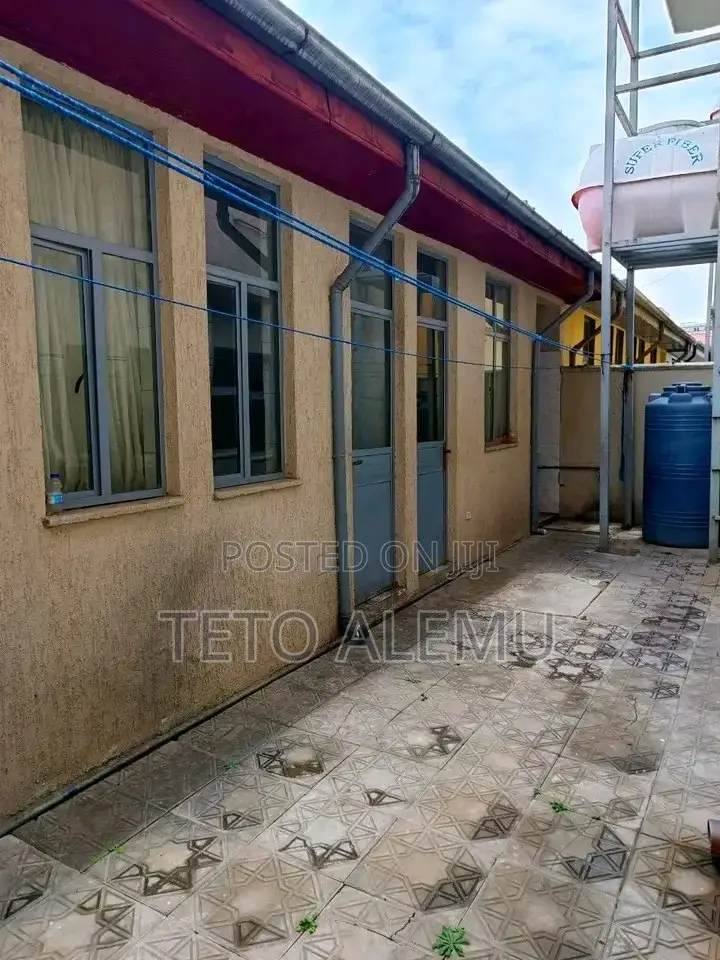 4bdrm House in የሚሸጥ ቤት አያት ሰንሻይን, Bole for sale