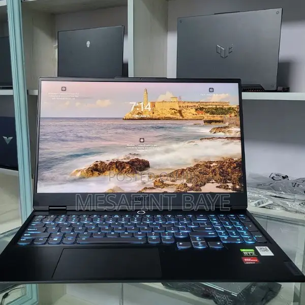 New Laptop Lenovo Legion 5 16GB AMD Ryzen 9 SSD 512GB