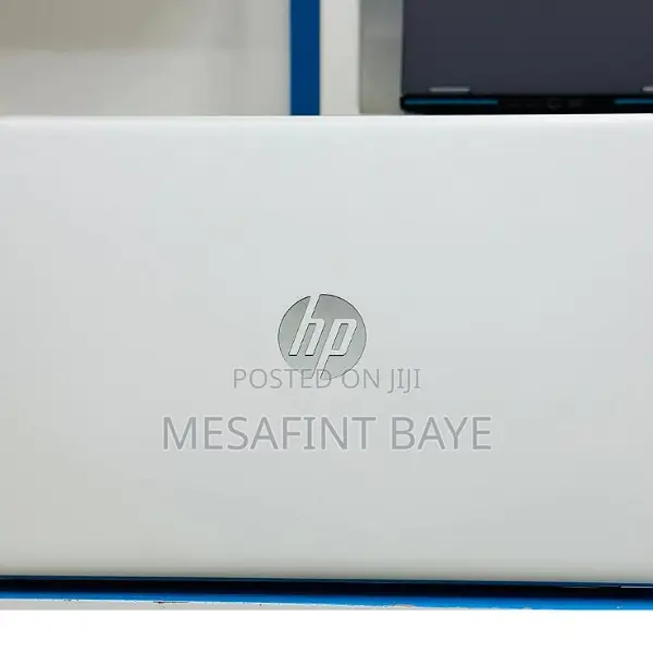 New Laptop HP Stream Notebook 8GB AMD Ryzen 5 SSD 512GB